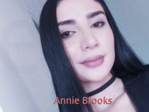 Annie_Brooks