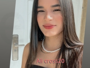 Ali_cross20