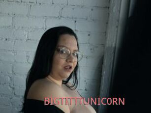 BIGTITTTUNIC0RN