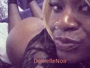DanielleNoir