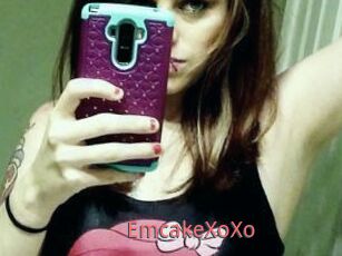 EmcakeXoXo