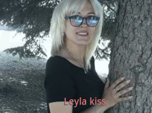 Leyla_kiss