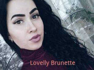Lovelly_Brunette