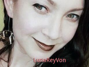 LunaReyVon