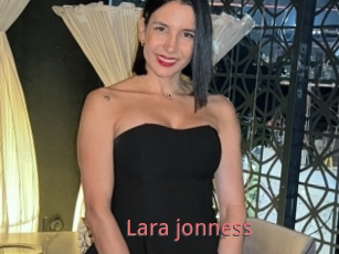 Lara_jonness