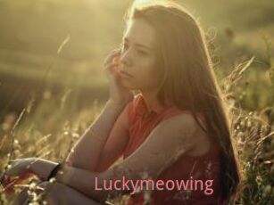 Luckymeowing