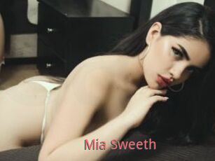Mia_Sweeth