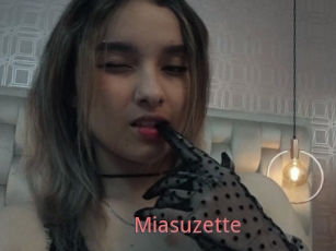 Miasuzette