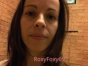RoxyFoxy_69