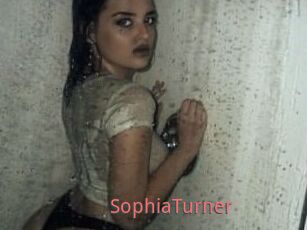 Sophia_Turner