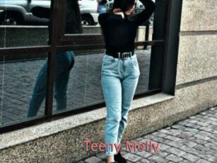 Teeny_Molly