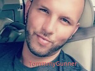 TommmyGunner