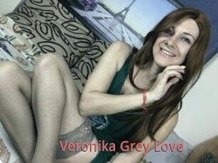 Veronika_Grey_Love