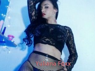 Yuliana_Foxx